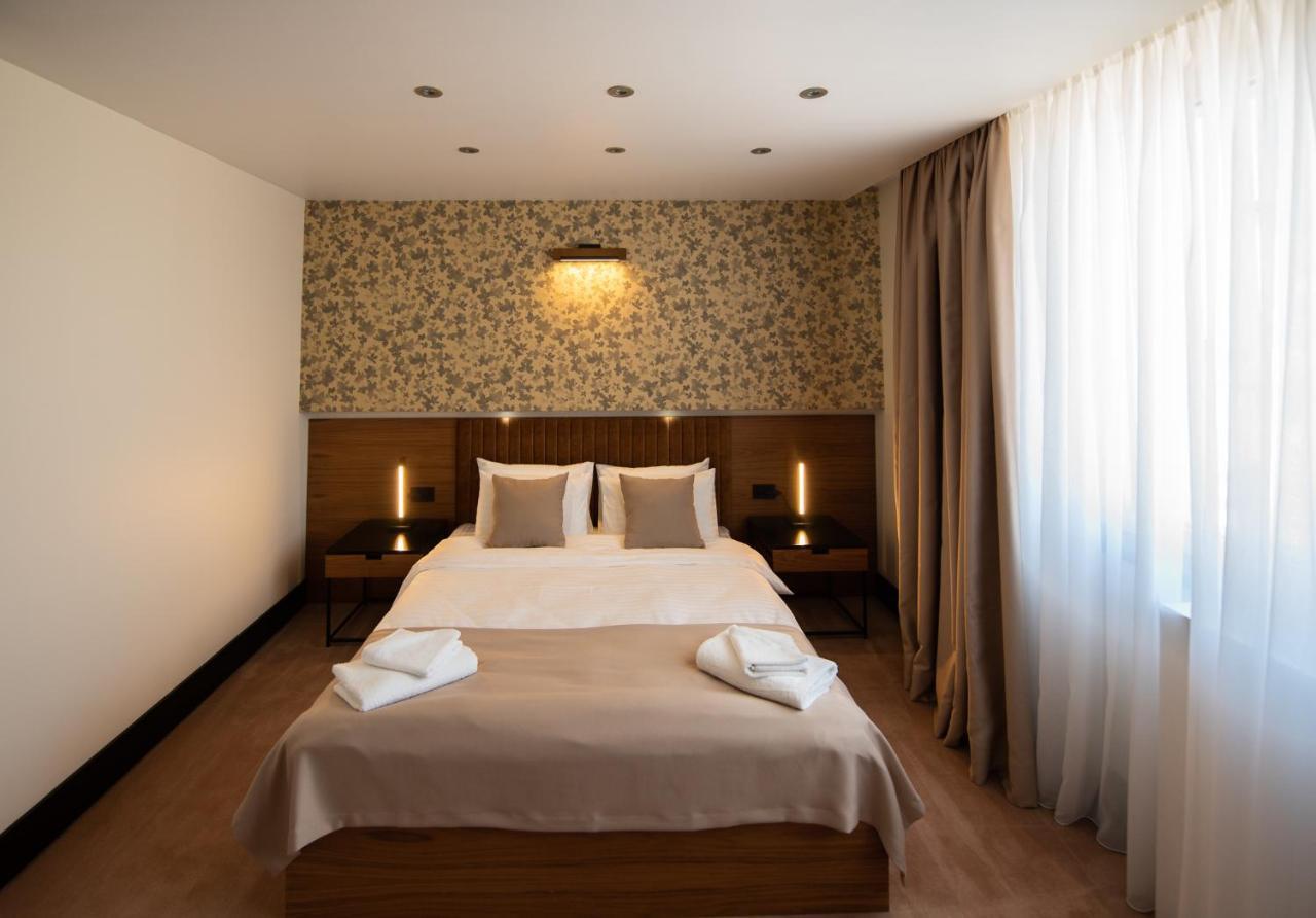 Hotel Sun Loznica Εξωτερικό φωτογραφία