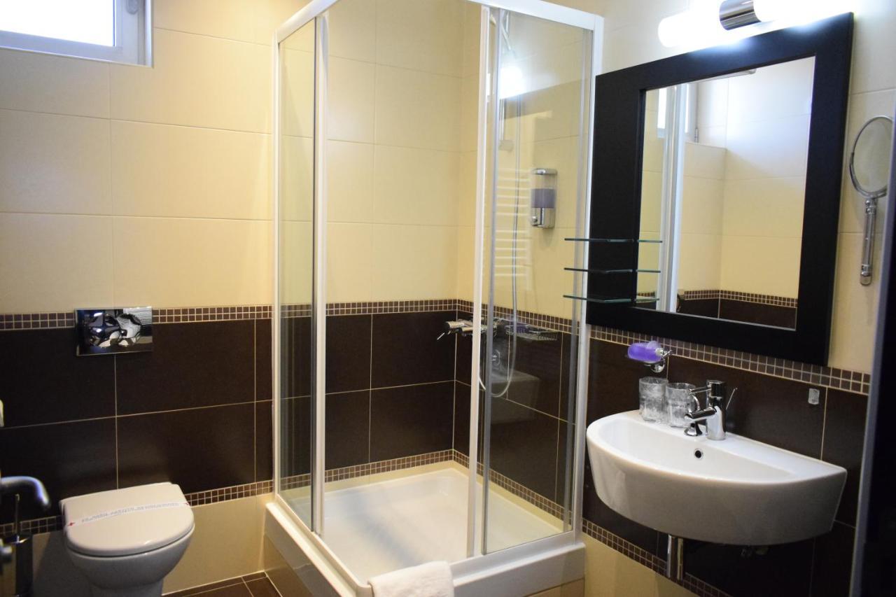 Hotel Sun Loznica Εξωτερικό φωτογραφία