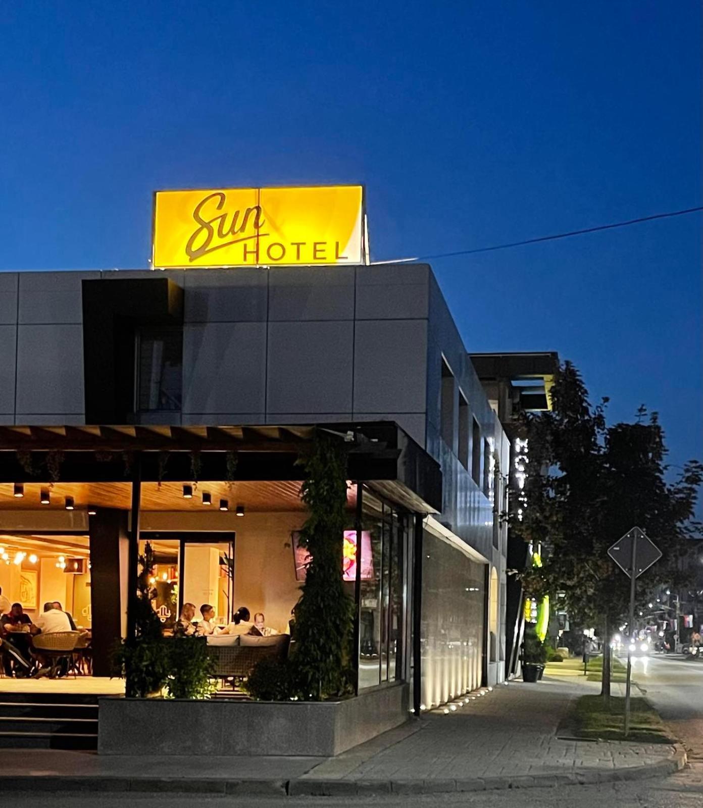 Hotel Sun Loznica Εξωτερικό φωτογραφία