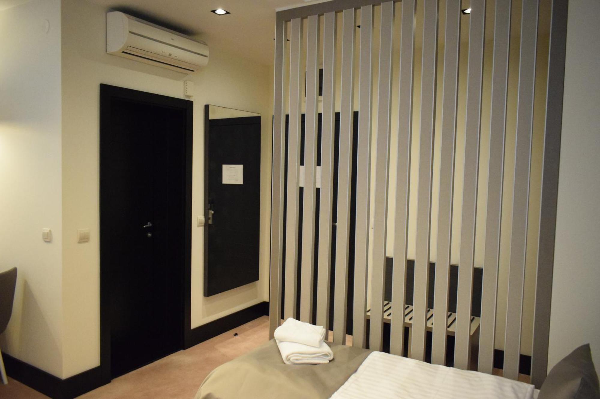 Hotel Sun Loznica Εξωτερικό φωτογραφία