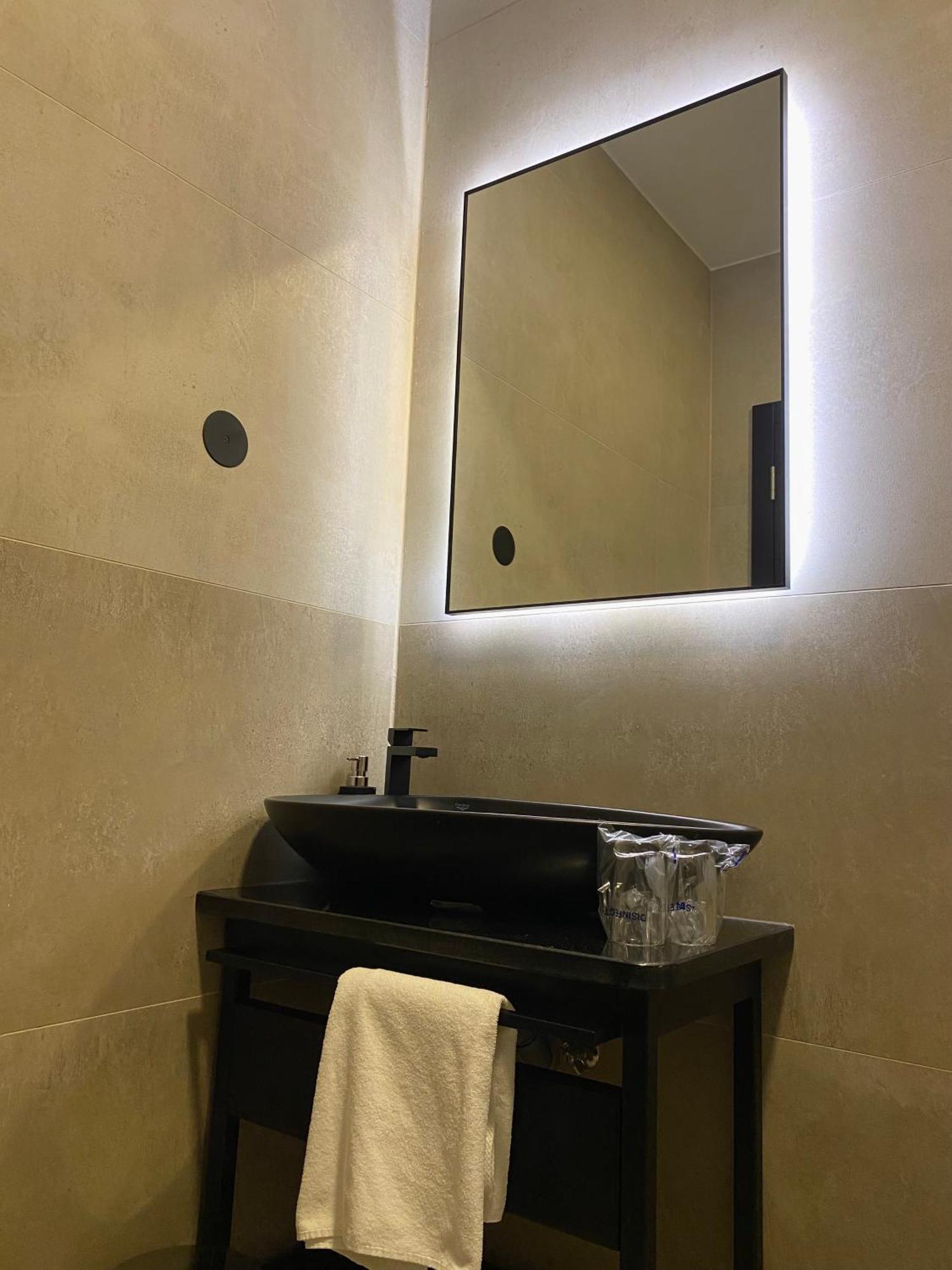 Hotel Sun Loznica Εξωτερικό φωτογραφία