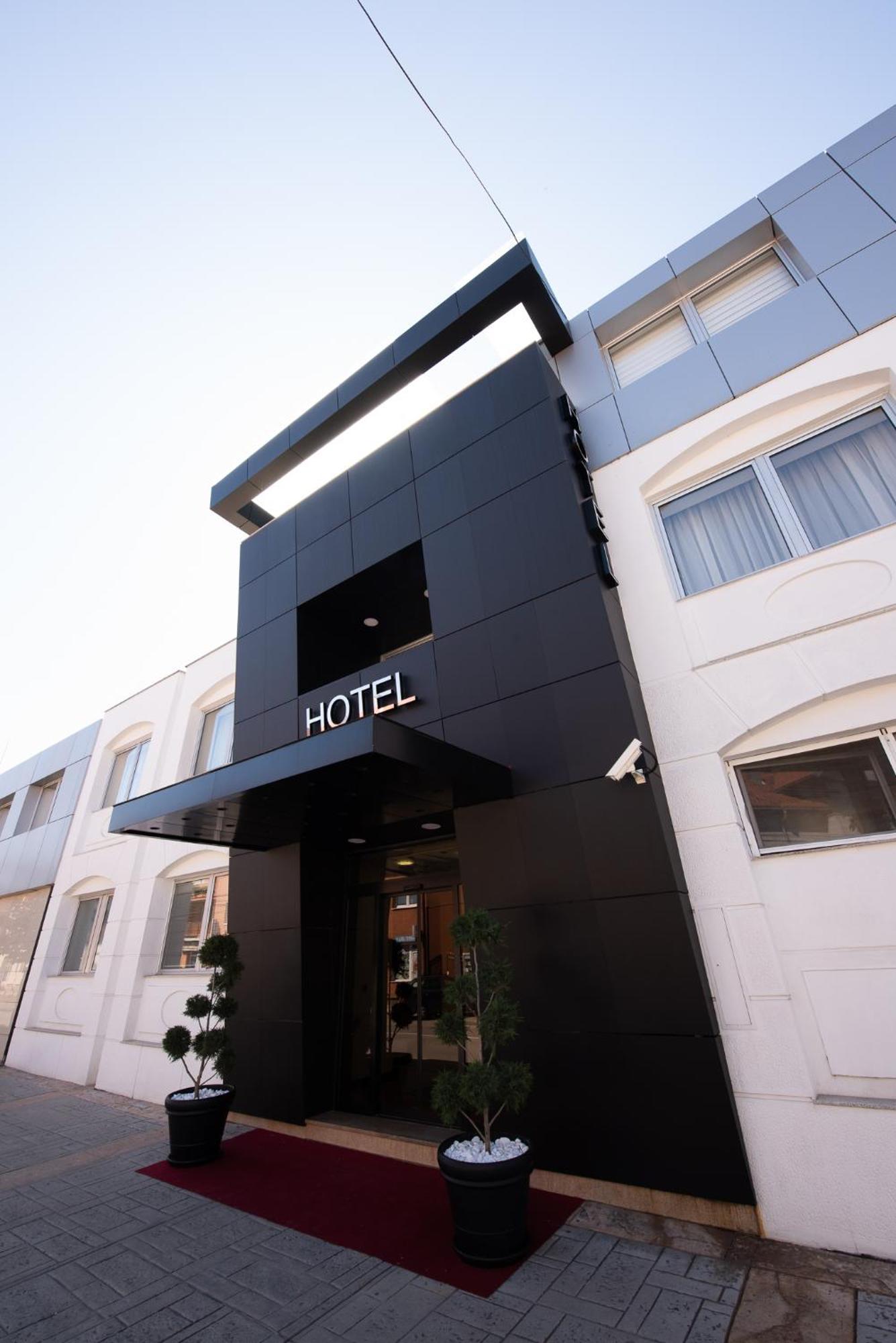 Hotel Sun Loznica Εξωτερικό φωτογραφία